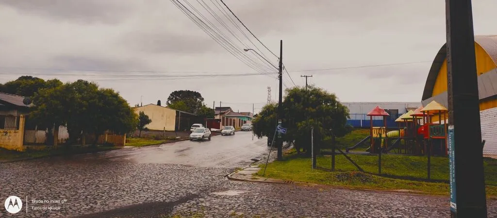 Pinhão inicia semana com previsão de chuva intensa e rajadas de até 61 km/h